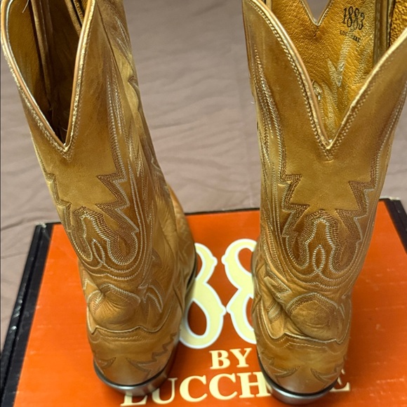 Lucchese 1883 Western Boots in Tan color - Picture 6 of 10
